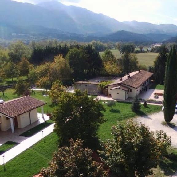 Вилла Agriturismo Le Due Arcate Сан-Массимо Экстерьер фото